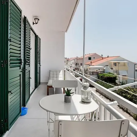 Sunny New Hideaway Near The On The Island Of Hvar هفار